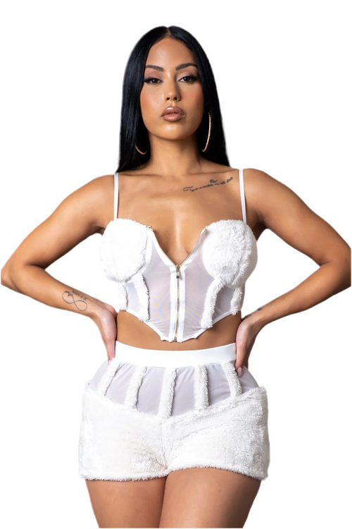 Fluffy shorts set white